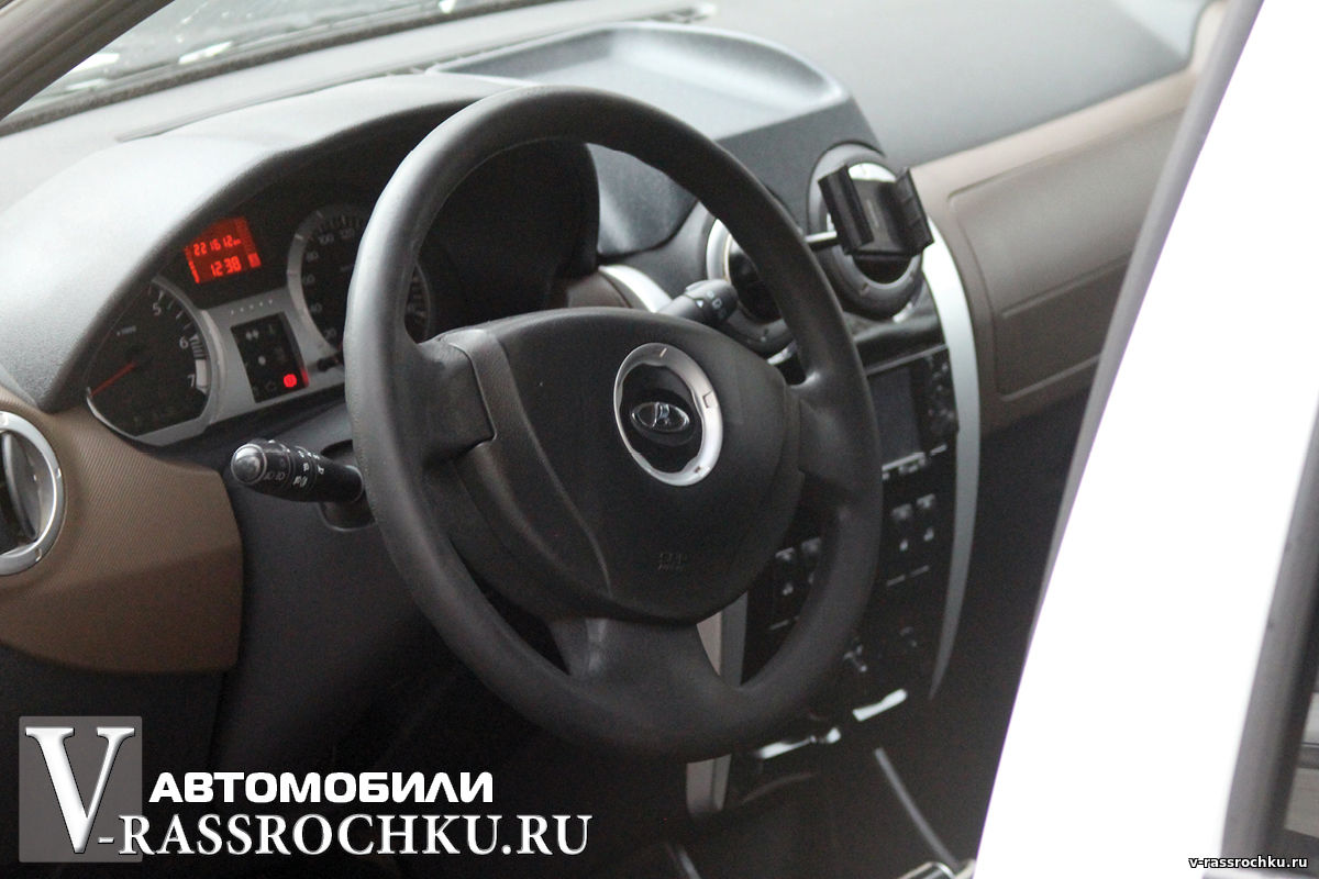 Продажа в рассрочку автомобиля Lada Largus 2013 года 7